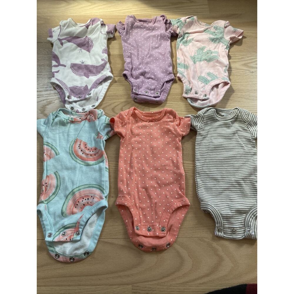Carters Newborn NB One Piece Lot Of 6 Multi Pattern Body Suit Shortsleeve